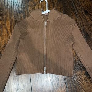 Cropped brown hooded sweater